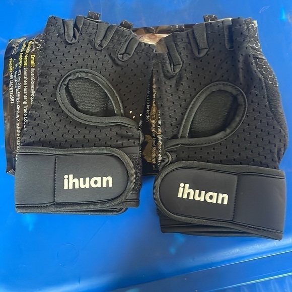 Ihuan Black Breathable Weight Lifting Gloves - Picture 5 of 6